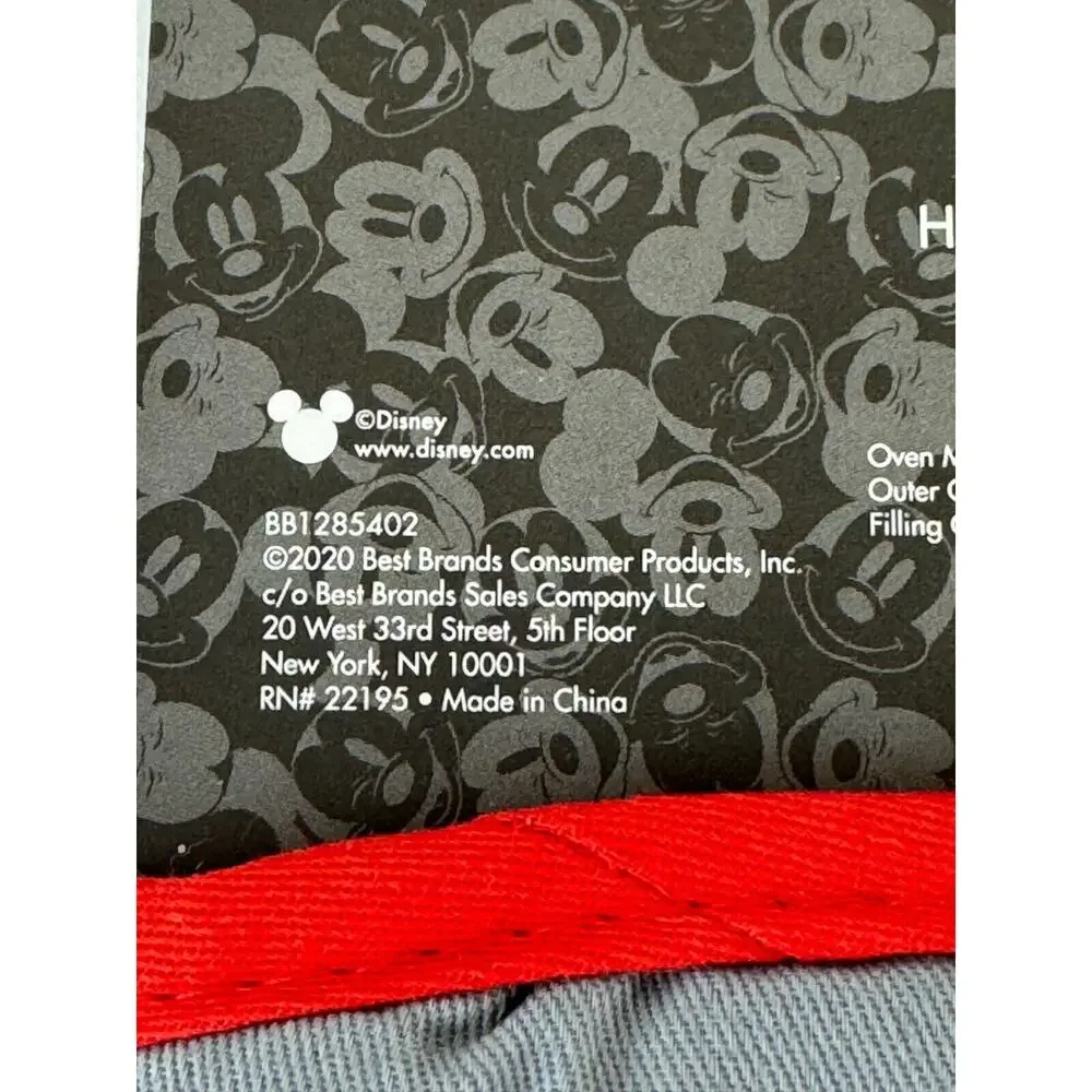 Lot Disney 1 set Mickey Minnie Oven Mitts 1 set Mickey Mouse Dishtowels NEW